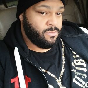 Meet your Posher, Adrian